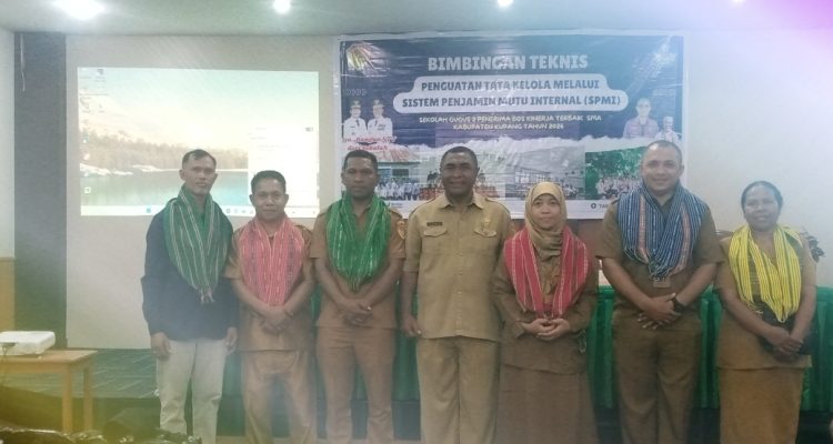 Kepala Cabang Dinas Pendidikan Wilayah Kabupaten, Kordinator Pengawas, Fasilitator,Kepala Sekolah.